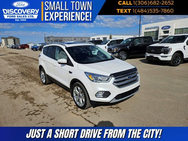 2017 Ford Escape Titanium in Cars & Trucks in Saskatoon