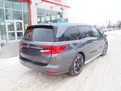 2024 Honda Odyssey Touring Auto in Cars & Trucks in Edmonton - Image 2