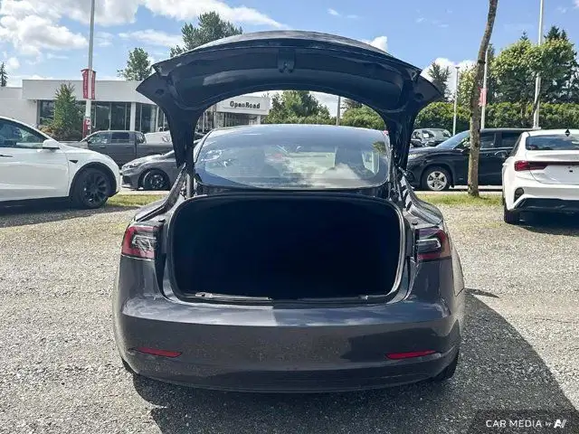 2023 Tesla Model 3 Long Range in Cars & Trucks in Abbotsford - Image 20