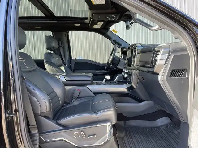 2021 Ford F-150 Platinum - CLEAN CARFAX - ONE OWNER in Cars & Trucks in Strathcona County - Image 17