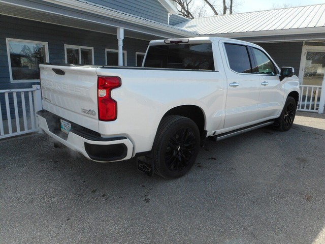  2020 Chevrolet Silverado 1500 HIGH COUNTRY 6.2L 4X4! ONLY 74KM! in Cars & Trucks in Portage la Prairie - Image 4