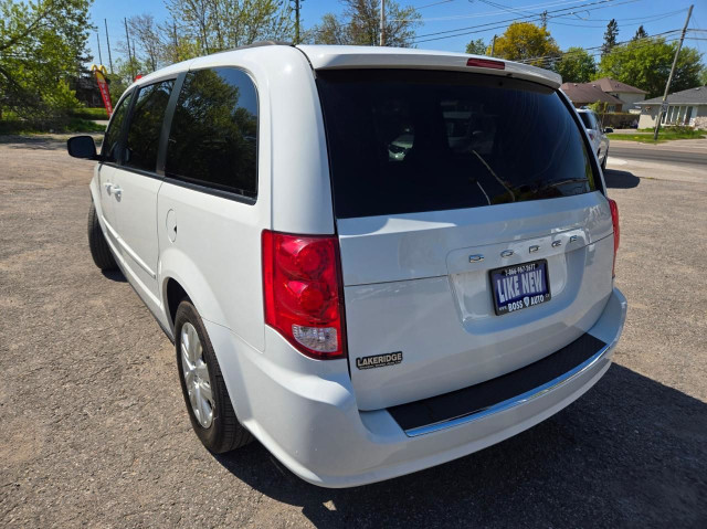 2017 Dodge Grand Caravan SE in Cars & Trucks in Oshawa / Durham Region - Image 3