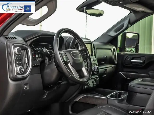 2021 GMC Sierra 2500HD Denali in Cars & Trucks in Brockville - Image 14