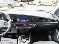 Used 2024 Kia Niro Plug-In Hybrid | Gray | 6-Speed Dual Clutch | Apple CarPlay & Android Auto | For... (image 6)