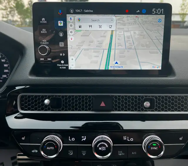 2025 Honda Civic Hybrid Sport Touring **POWER MOONROOF**AMAZI... dans Autos et camions dans Grande Prairie - Image 8