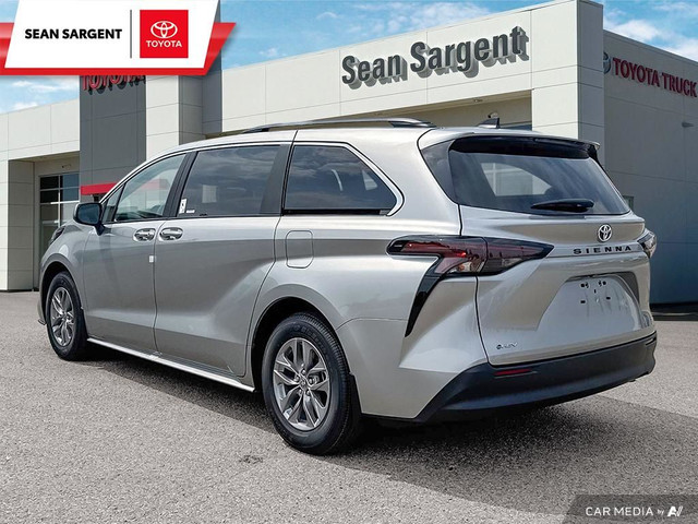2025 Toyota Sienna XLE 8-Passenger FWD for sale in Cars & Trucks in Grande Prairie - Image 4