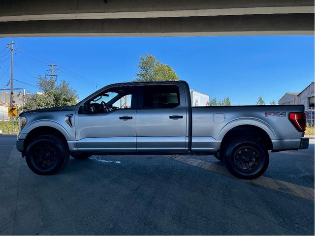 2022 Ford F-150 FX4 LB 4WD 5.0L V8 B/U CAMERA in Cars & Trucks in Delta/Surrey/Langley - Image 4