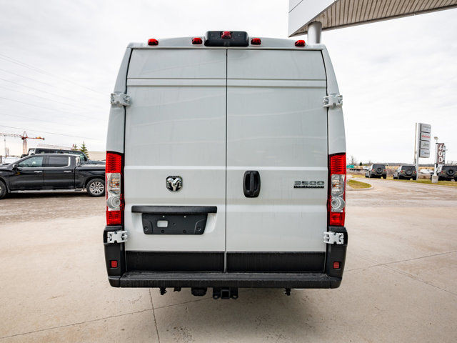 2025 Ram ProMaster Cargo Van SLT in Cars & Trucks in Barrie - Image 4