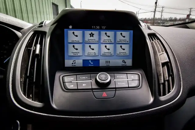 2019 Ford Escape SE FWD • HEATED SEATS • CP/AA • REMOTE START in Cars & Trucks in Ottawa - Image 24