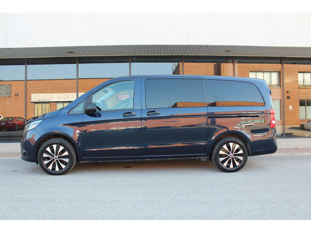 2020 Mercedes-Benz Metris Passenger Van 7 PASSENGERS - LEATHER - in Cars & Trucks in City of Toronto