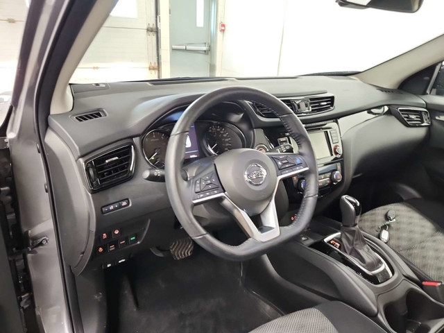 2023 Nissan Qashqai SV SV/AWD/SUNROOF/6500KM/DIRECT OFF NISSA... in Cars & Trucks in Belleville - Image 2