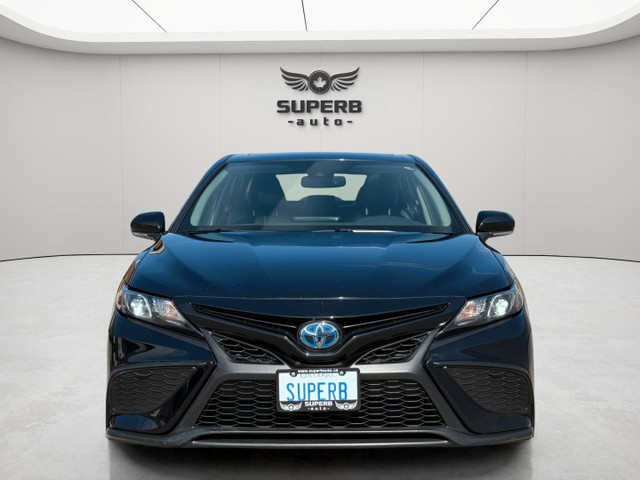 2021 Toyota Camry Hybrid SE | HYBRID | NO ACCIDENT in Cars & Trucks in City of Toronto - Image 2