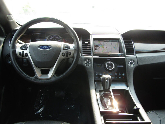 2014 Ford Taurus Limited AWD LOADED/NAVI/B.CAM/LEATHER/SUNROOF in Cars & Trucks in Calgary - Image 2