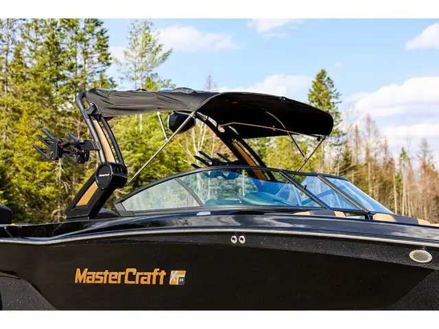 2024 Mastercraft XT 24 in Powerboats & Motorboats in Québec City - Image 4