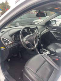 Absolutely gorgeous 2017 Hyundai Santa Fe Sport in excellent condition. No accidents, one owner AWD,... (image 6)