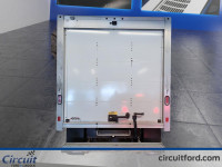 Le Ford Transit T-250 Cube de 12 pi offre un espace de rangement exceptionnel et une fiabilité légen... (image 5)
