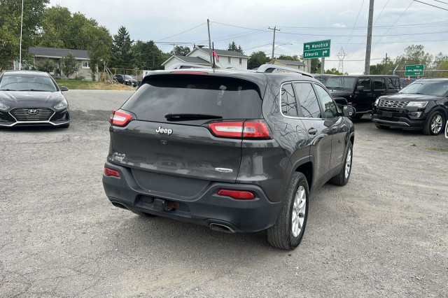 2016 Jeep Cherokee North in Cars & Trucks in Ottawa - Image 4