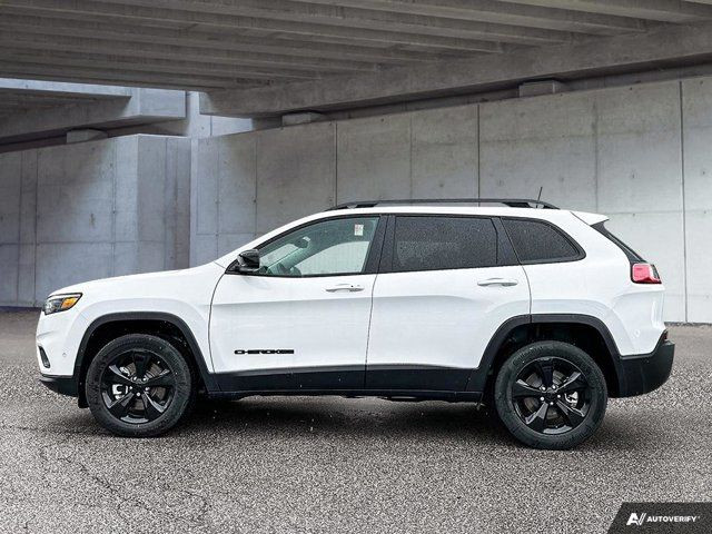 2023 Jeep Cherokee Altitude | Elite Pkg | Cooled Seats in Cars & Trucks in Tricities/Pitt/Maple - Image 4