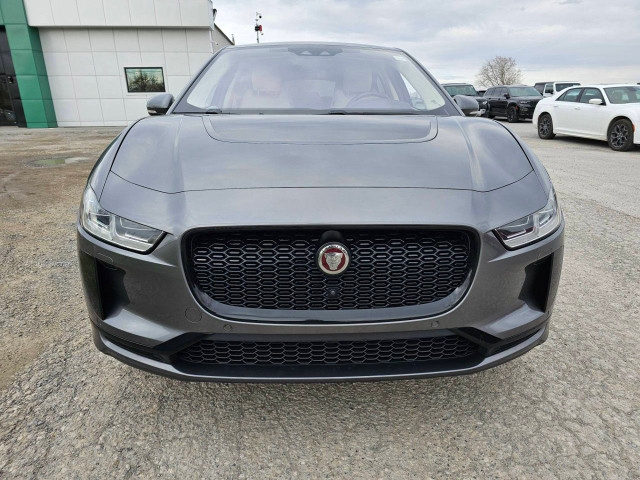 2020 Jaguar I-PACE in Cars & Trucks in Ottawa - Image 3