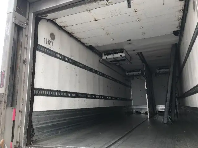 2018 Freightliner M2 FROZEN in Heavy Trucks in Edmonton - Image 12