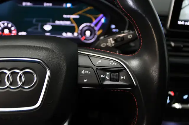 2020 Audi SQ5 Progressiv / Black optics / Carbon / Int. Rouge/ C in Cars & Trucks in Longueuil / South Shore - Image 29