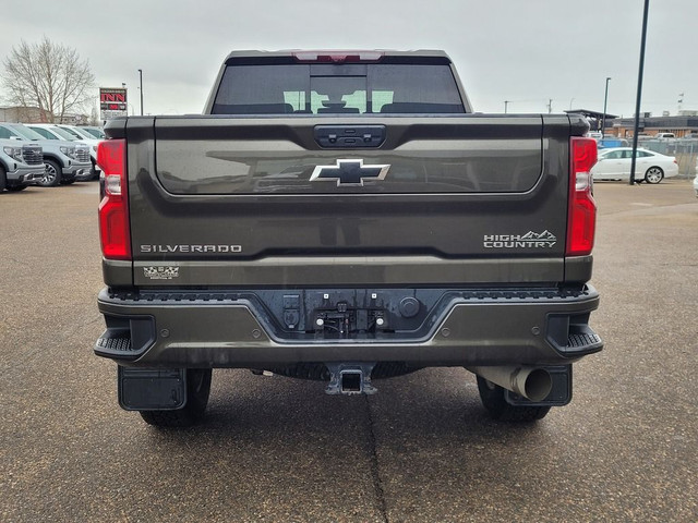  2023 Chevrolet SILVERADO 2500HD High Country Duramax in Cars & Trucks in Edmonton - Image 4