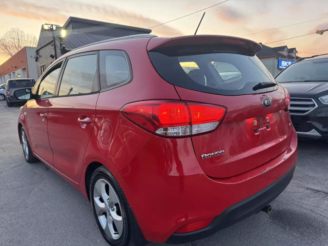 2015 KIA Rondo Ex in Cars & Trucks in Laval / North Shore - Image 2