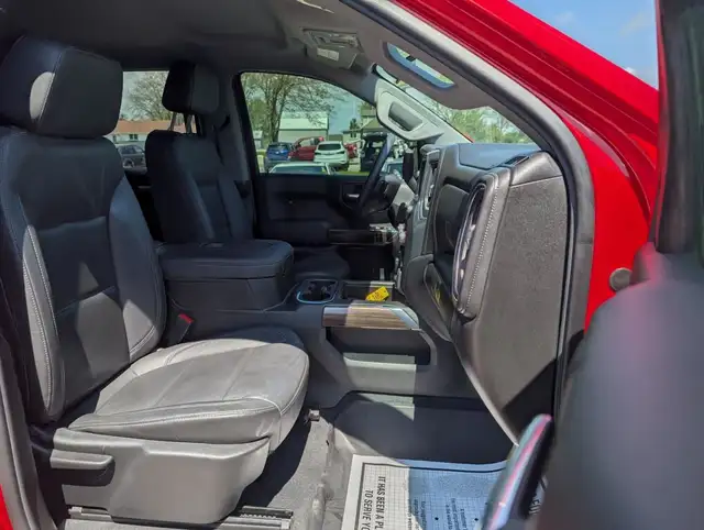 2019 Chevrolet Silverado 1500 LT Trail Boss in Cars & Trucks in London - Image 25
