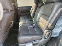 Top of the line 8 passengers, ONE OWNER, NO ACCIDENT, DVD, Navigation, Leather Power Heated Seats, B... (image 9)