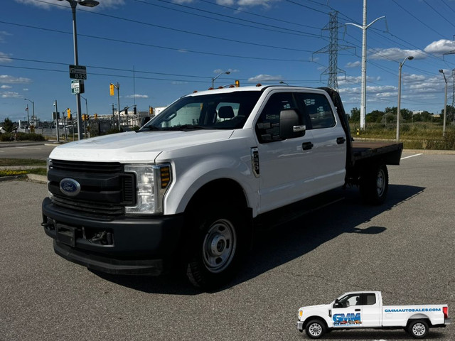 2019 Ford F-350 XL Crew Cab Flat Bed 4WD in Cars & Trucks in City of Toronto - Image 4