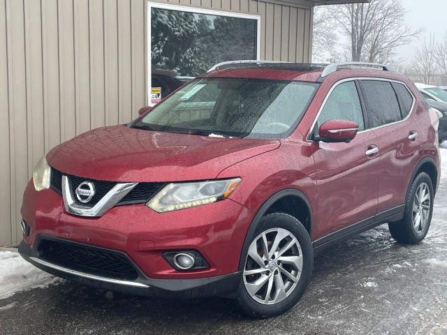 2015 Nissan Rogue in Cars & Trucks in Barrie