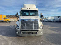 2020 FREIGHTLINER X12564ST TADC TRACTOR; Heavy Duty Trucks - CONVENTIONAL W/O SLEEPER;Purchase your... (image 2)