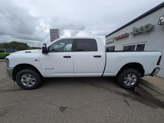 2025 RAM 3500 Big Horn 4x4 Crew Cab 6'4 in Cars & Trucks in Medicine Hat - Image 4