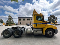 2019 FREIGHTLINER T12664ST;Heavy Duty Trucks - CONVENTIONAL W/O SLEEPER Penske Location 632 BELGRAVE... (image 7)
