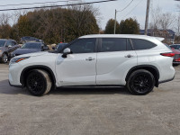 • Power_Steering • Power_Brakes • Power_Windows • Power_Seat • Power_Mirrors • Power_Locks • Power_S... (image 1)