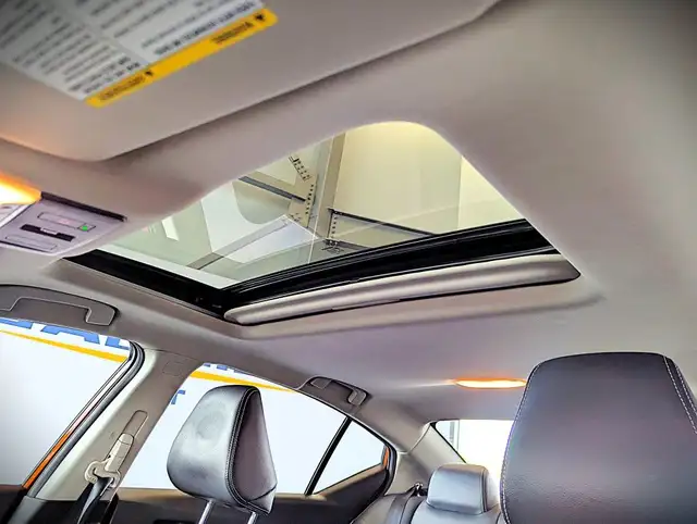 2022 Nissan Altima 2.5 Platinum AWD in Cars & Trucks in City of Montréal - Image 27