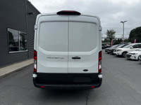 Ford Transit Van T-250 toit moyen 148 po PNBV de 9 000 lb porte coulissante côté passager 2018 à ven... (image 3)