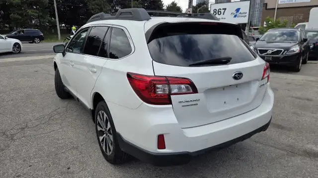 2017 Subaru Outback Limited in Cars & Trucks in City of Toronto - Image 4