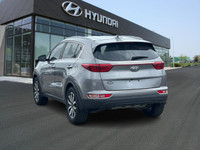 The 2018 Kia Sportage EX offers a compelling blend of style, comfort, and advanced features, making... (image 6)