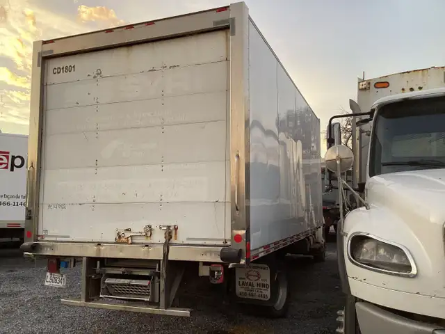 2010 HINO 185 CAMION DRY BOX / CARGO in Heavy Trucks in Longueuil / South Shore - Image 7