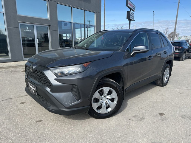 2021 Toyota RAV4 LE AWD in Cars & Trucks in Winnipeg - Image 2