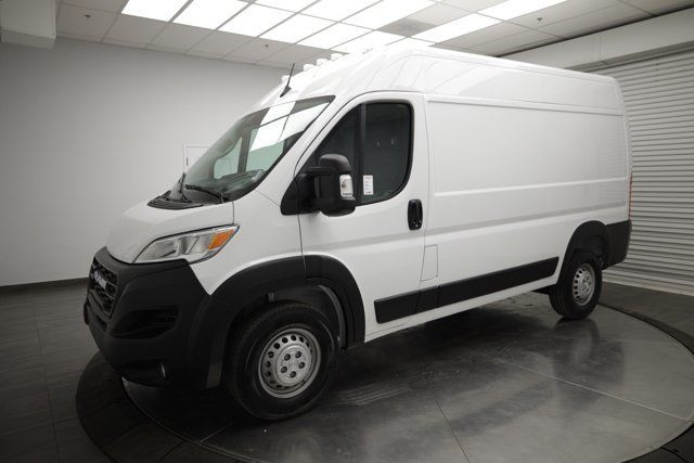 2024 Ram ProMaster Cargo Van Tradesman in Cars & Trucks in Calgary - Image 4