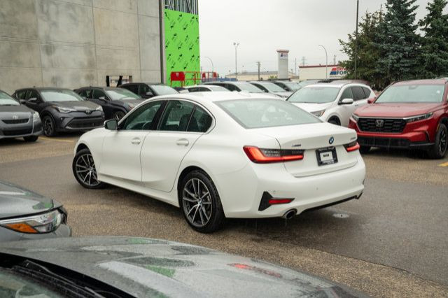 2021 BMW 3 Series 330i xDrive in Cars & Trucks in Edmonton - Image 3