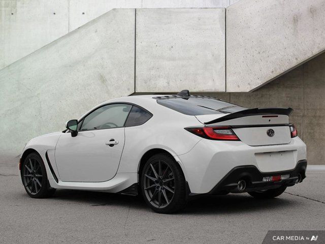 2023 Subaru BRZ Sport-tech | LOW KMS | NO ACCIDENTS in Cars & Trucks in Hamilton - Image 3