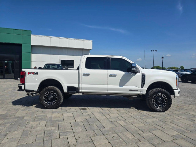 2023 Ford Super Duty F-250 SRW in Cars & Trucks in Ottawa - Image 4