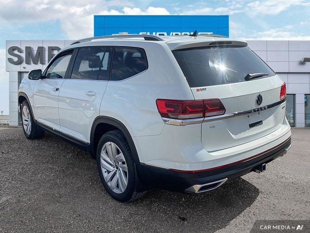 2021 Volkswagen Atlas Highline | AWD | Leather | Sunroof in Cars & Trucks in Saskatoon - Image 4