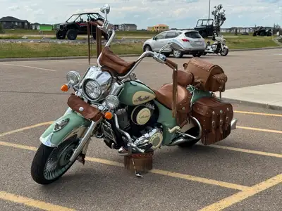 PAYMENTS AS LOW AS $249 BI WKLY! OWNER SELLING HIGHLY CUSTOMIZED 2016 CHIEF VINTAGE IN EXCELLENT SHA...
