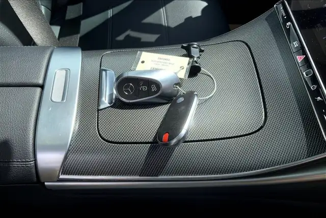 2024 Mercedes-benz C300 C 300 AWD in Cars & Trucks in Edmonton - Image 13
