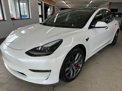 Appelez-nous au 450-286-0646 UN SEUL PROPRIÉTAIRE PRÉCÉDENT, COMME NEUF, EN CONDITION SHOWROOM, AUCU...