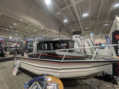 2024 Stabicraft 2250 Ultra CentreCab Offshore Alpha edt. - powered with Mercury 300XL DTS Alpha Rear...